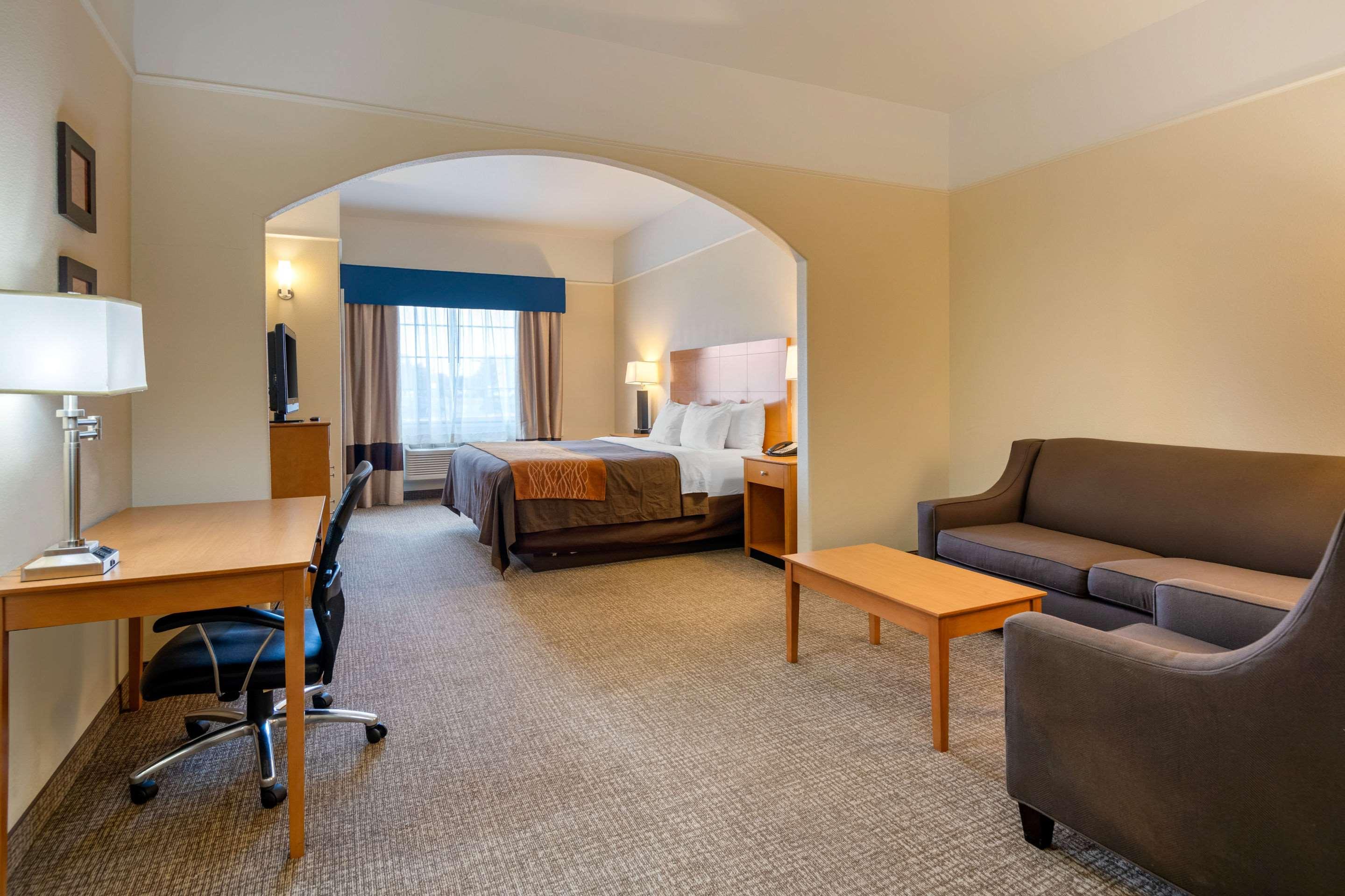 Comfort Inn&Suites Odessa Extérieur photo