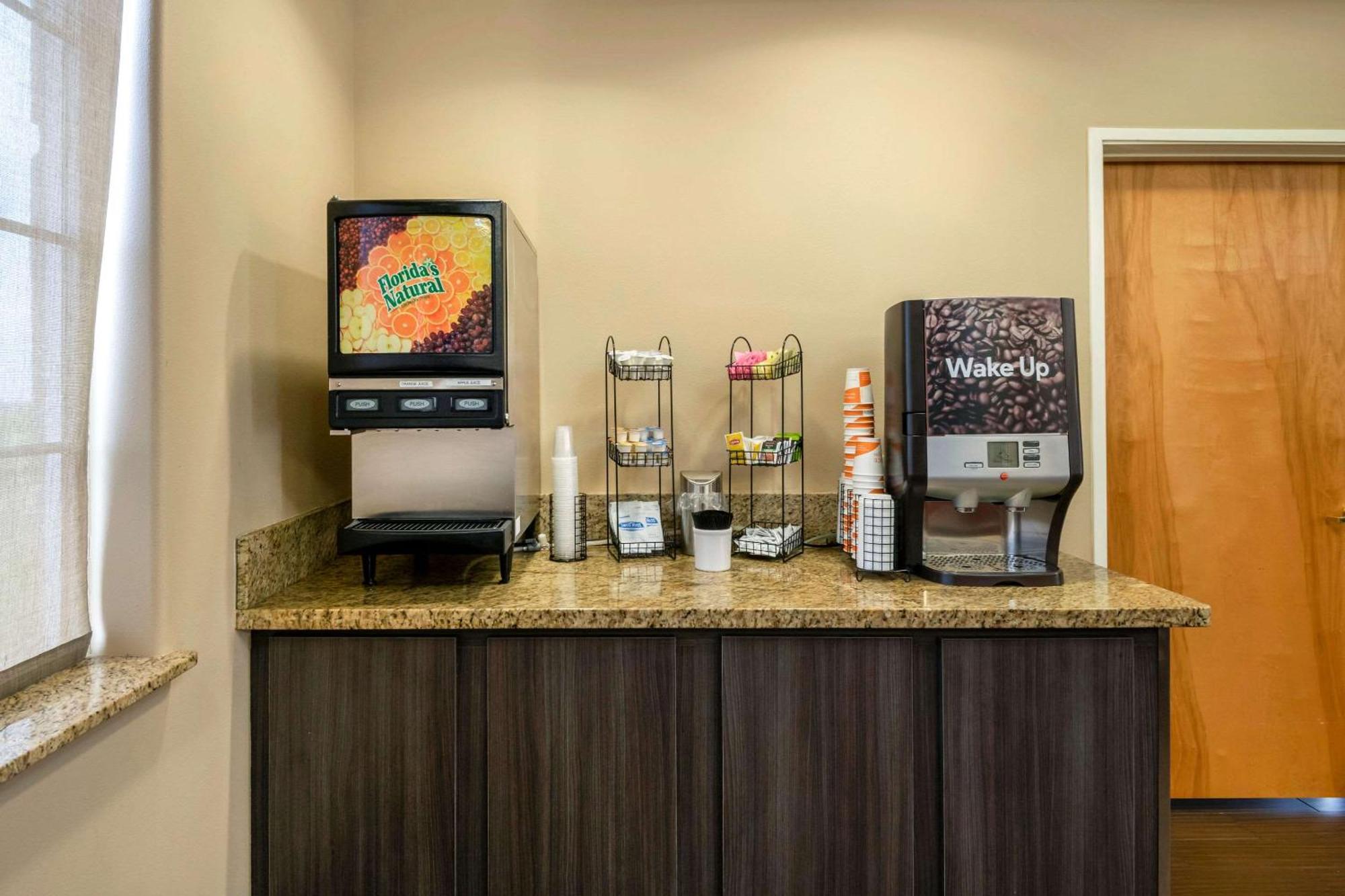 Comfort Inn&Suites Odessa Extérieur photo