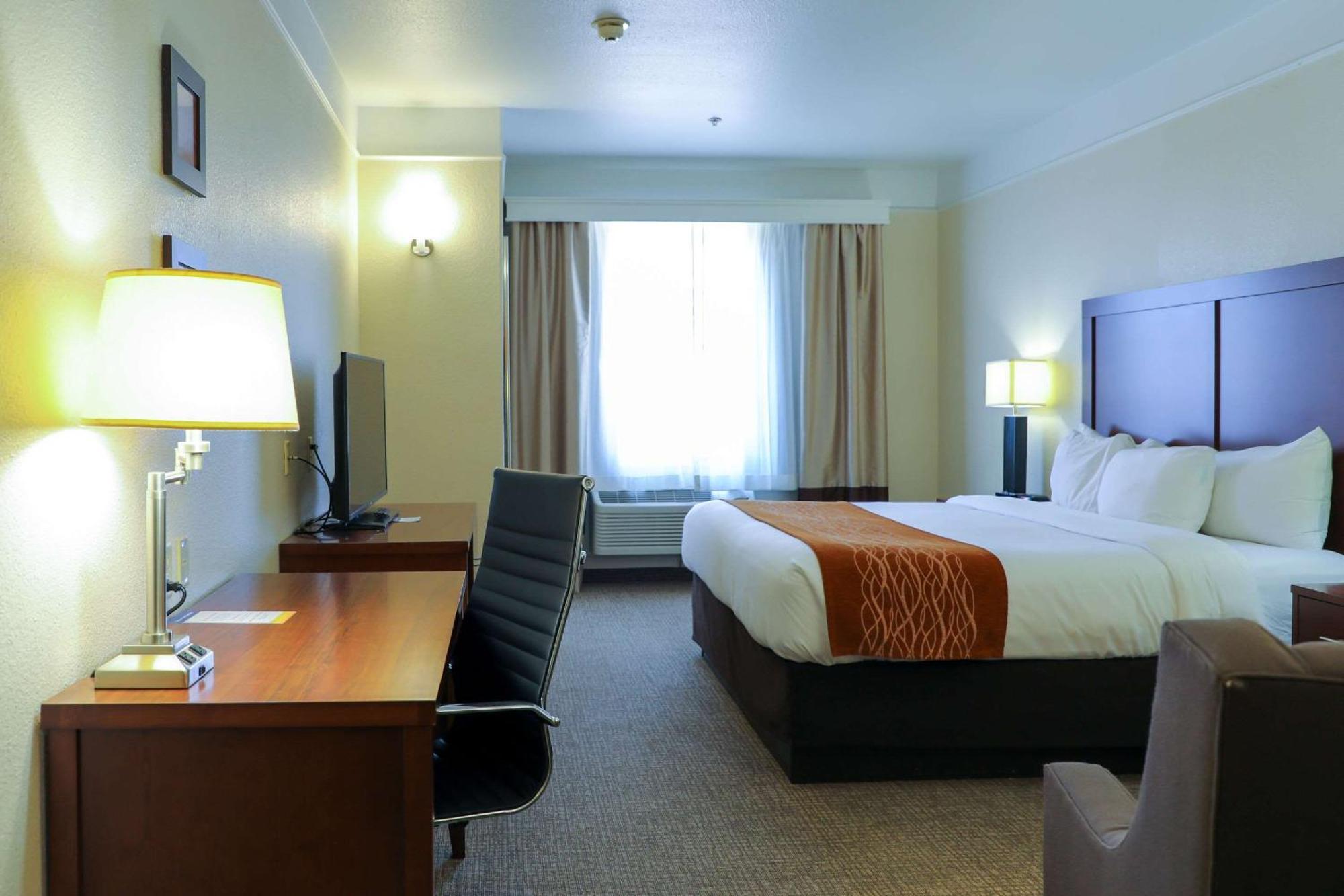 Comfort Inn&Suites Odessa Extérieur photo