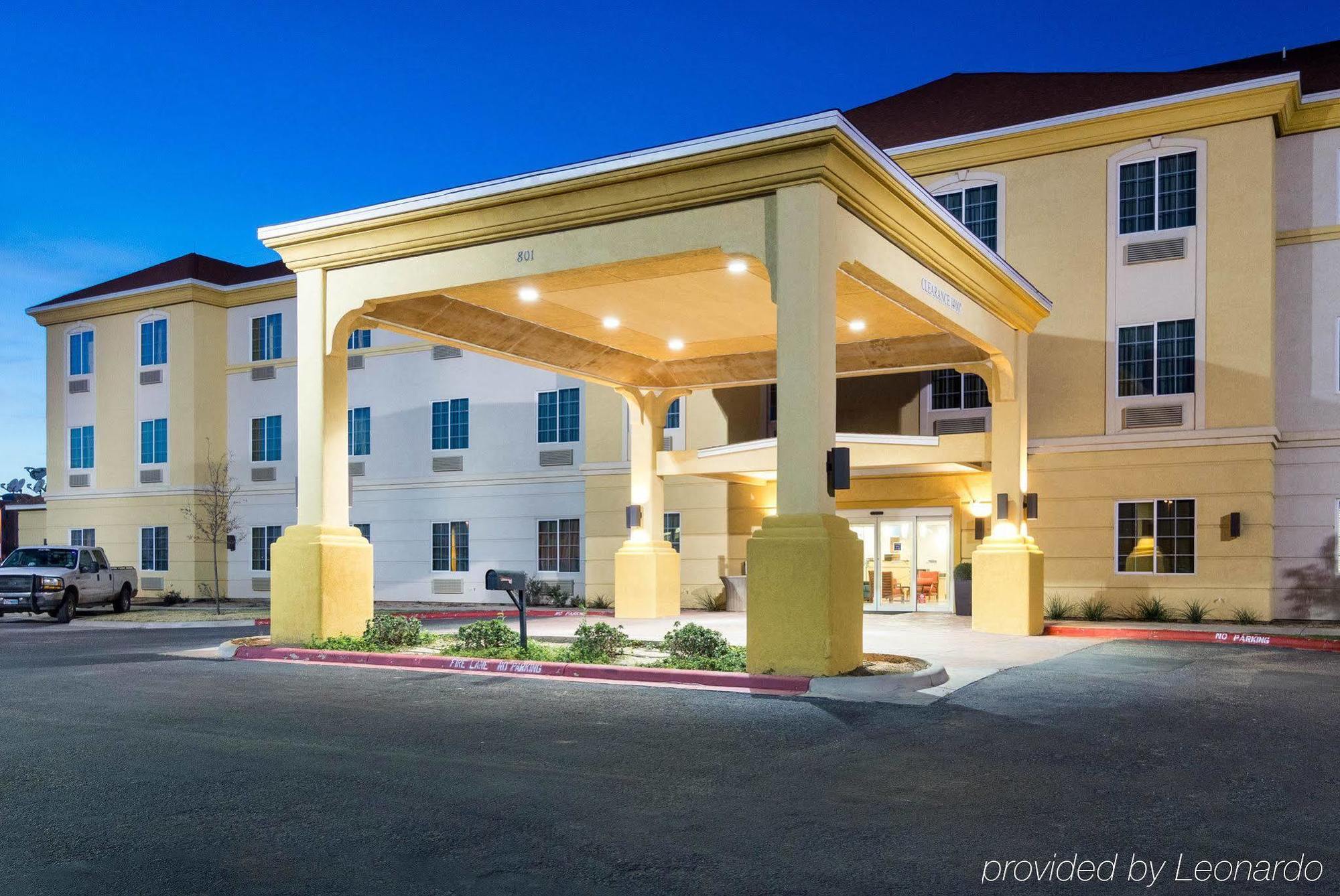 Comfort Inn&Suites Odessa Extérieur photo